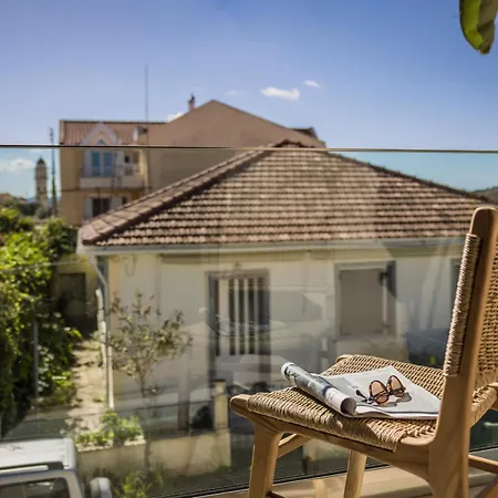 Aparktion The Grand Maistro شقة